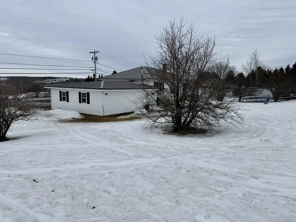 272 Main Street Saint Agatha ME 04772