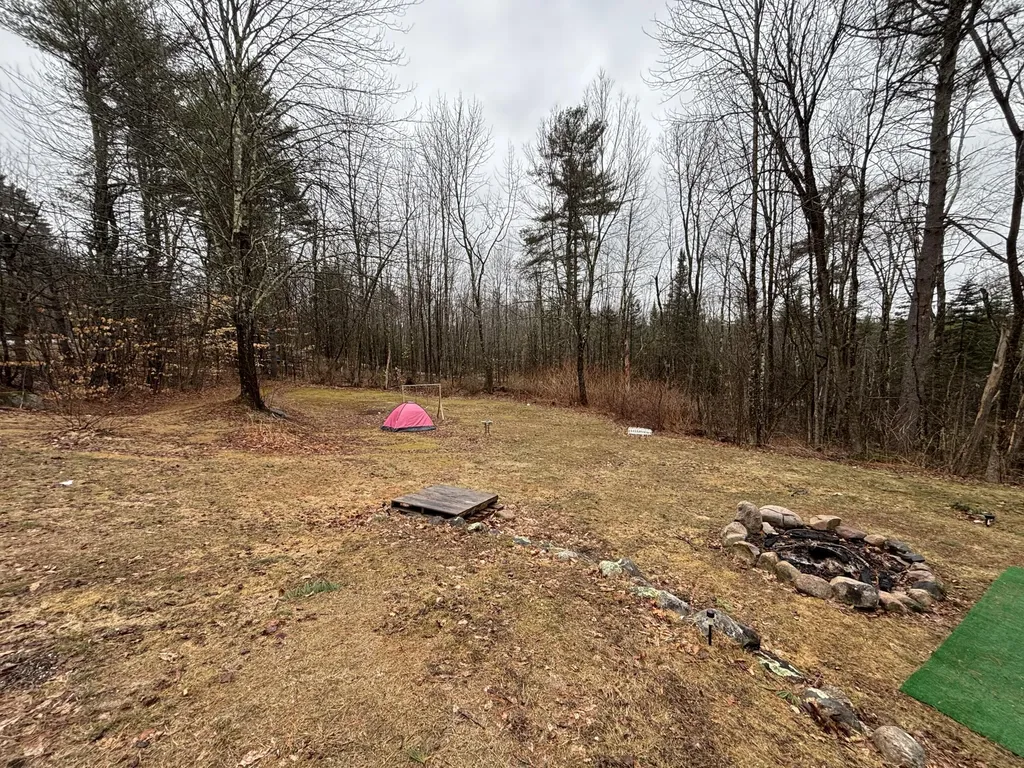 732 Roosevelt Trail Casco ME 04015