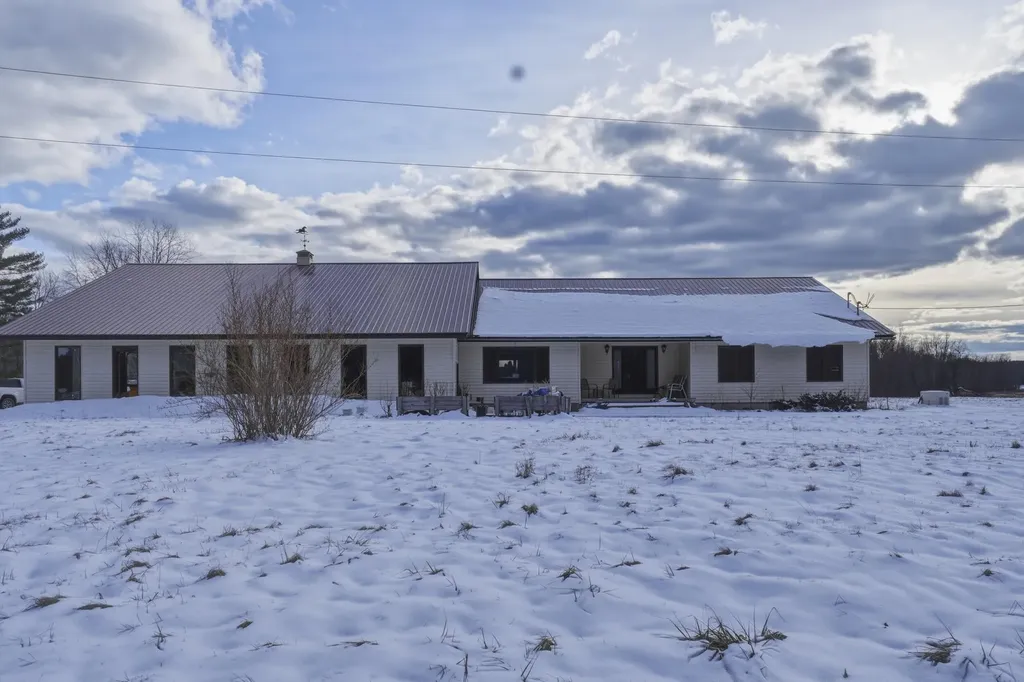 474 N Howland Road Howland ME 04448