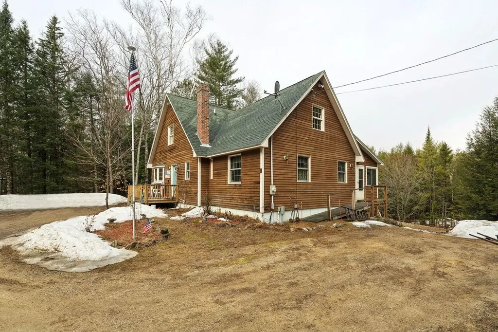 15 Macklin Lane Stoneham ME 04231