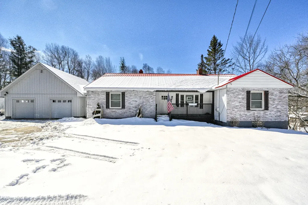 102 Harlow Hill Road Mexico ME 04257