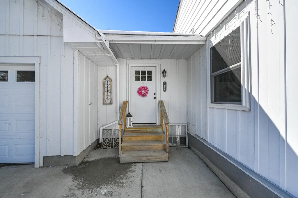 102 Harlow Hill Road Mexico ME 04257