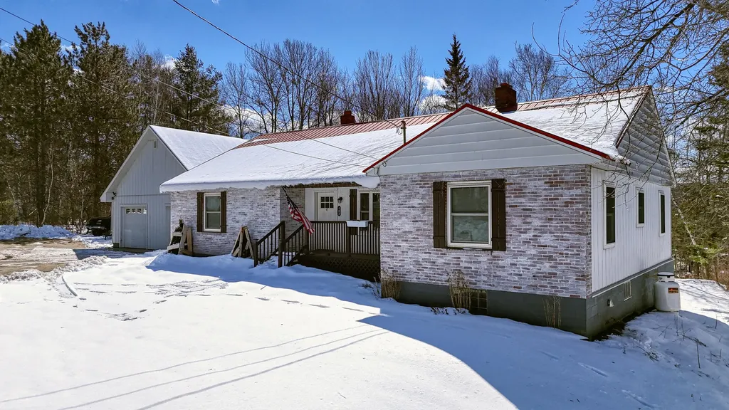 102 Harlow Hill Road Mexico ME 04257