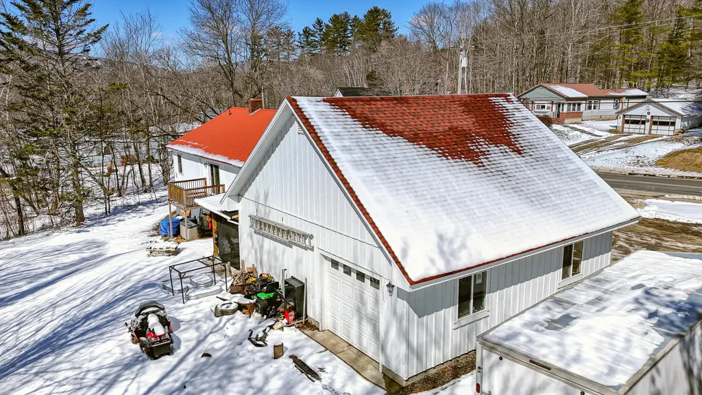 102 Harlow Hill Road Mexico ME 04257