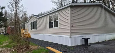 10 Overlook Drive Bowdoin ME 04287