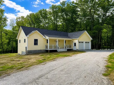 9 Evelyn's Way Hollis ME 04042