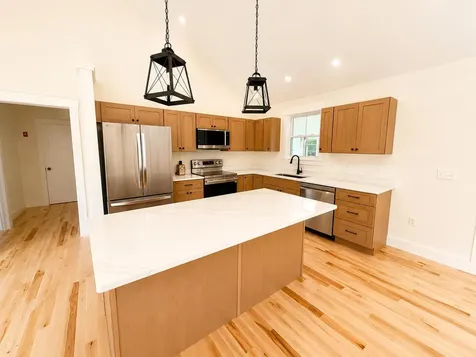 9 Evelyn's Way Hollis ME 04042