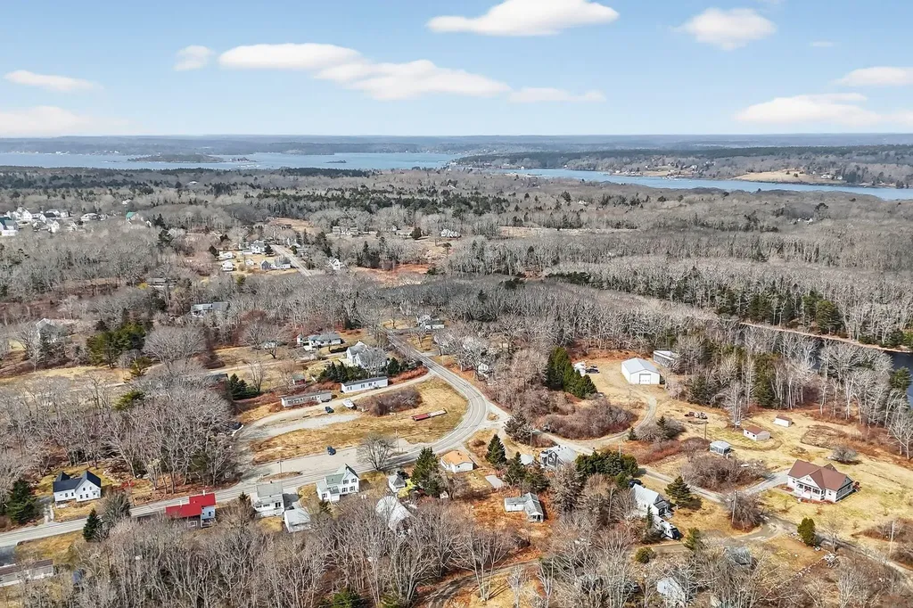 78 State Route 32 Bristol ME 04554