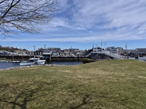 60 Pine Hill Road S York ME 03902