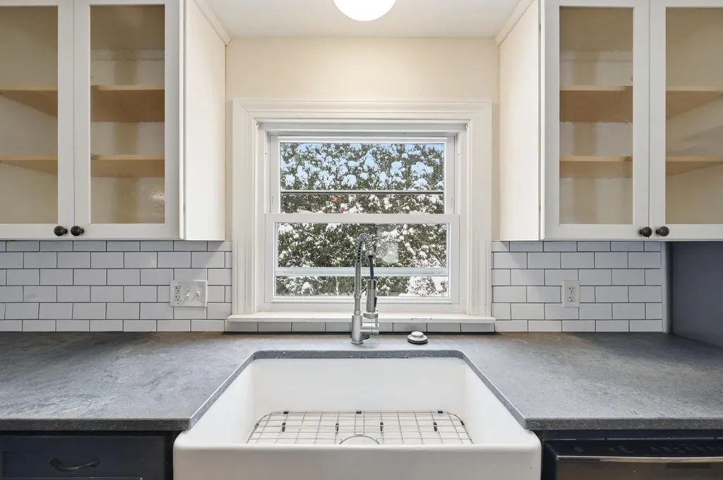 17 Glen Avenue Waterville ME 04901