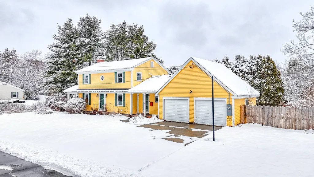 17 Glen Avenue Waterville ME 04901