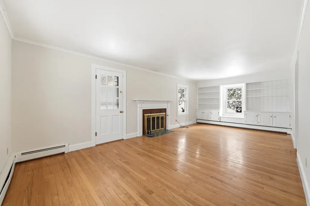 17 Glen Avenue Waterville ME 04901