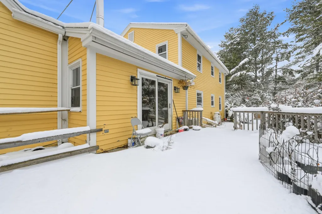 17 Glen Avenue Waterville ME 04901