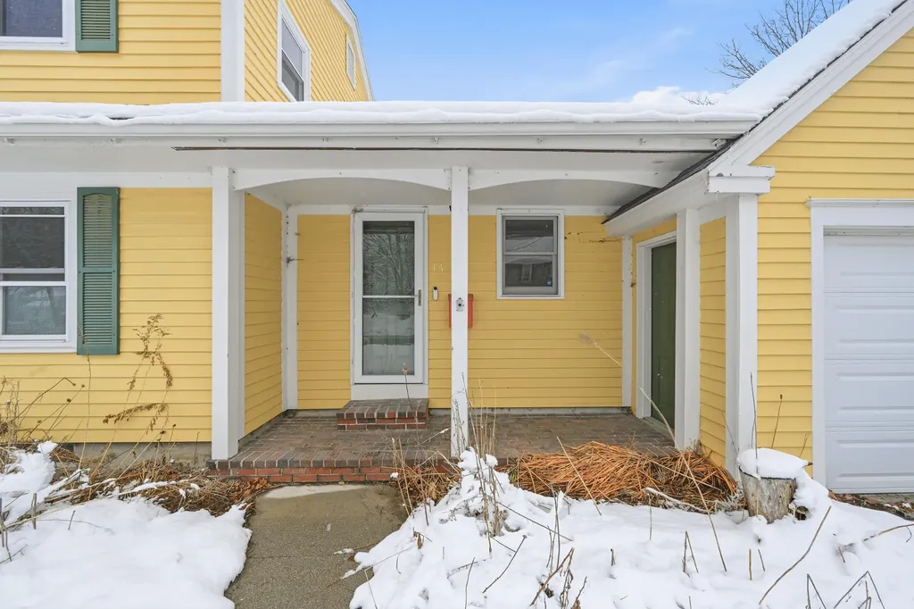 17 Glen Avenue Waterville ME 04901