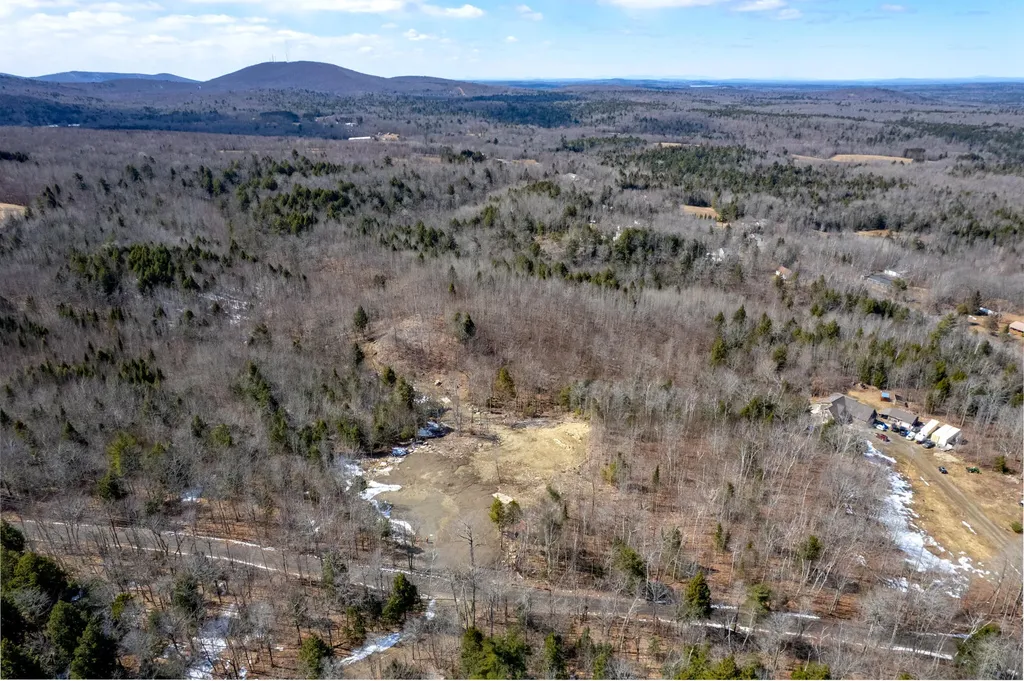 50 Kennard Road Newburgh ME 04444
