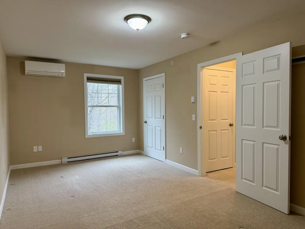 9 Pebble Lane Sanford ME 04073