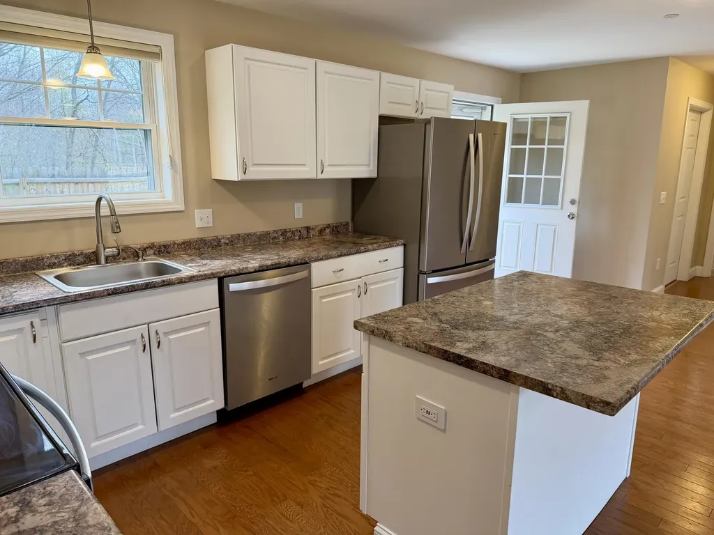 9 Pebble Lane Sanford ME 04073