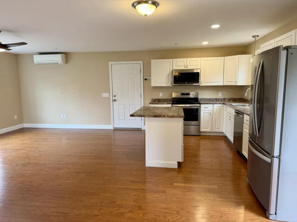 9 Pebble Lane Sanford ME 04073