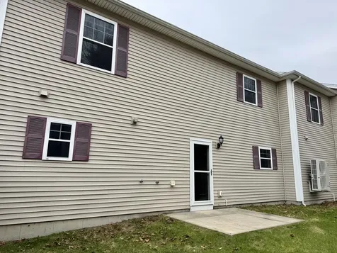9 Pebble Lane Sanford ME 04073