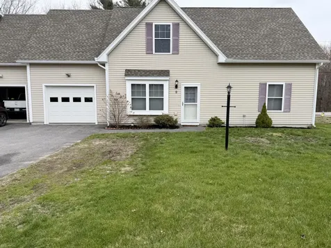 9 Pebble Lane Sanford ME 04073