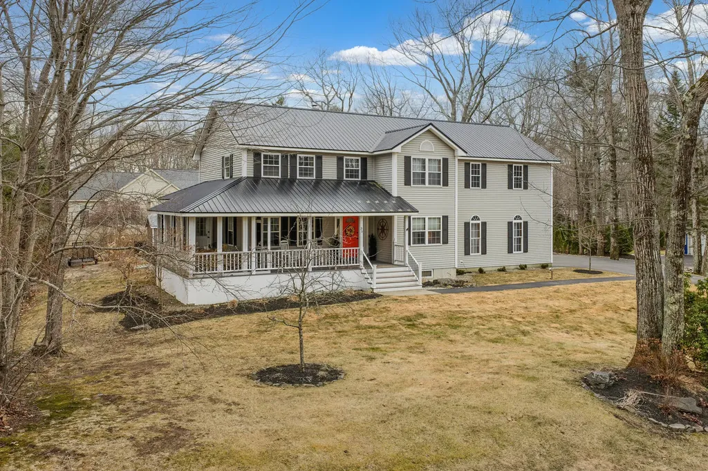 35 Plymouth Drive Saco ME 04072