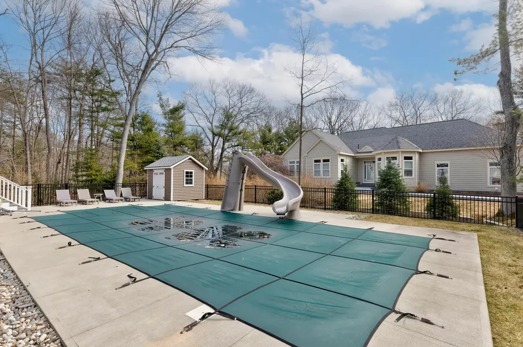 35 Plymouth Drive Saco ME 04072