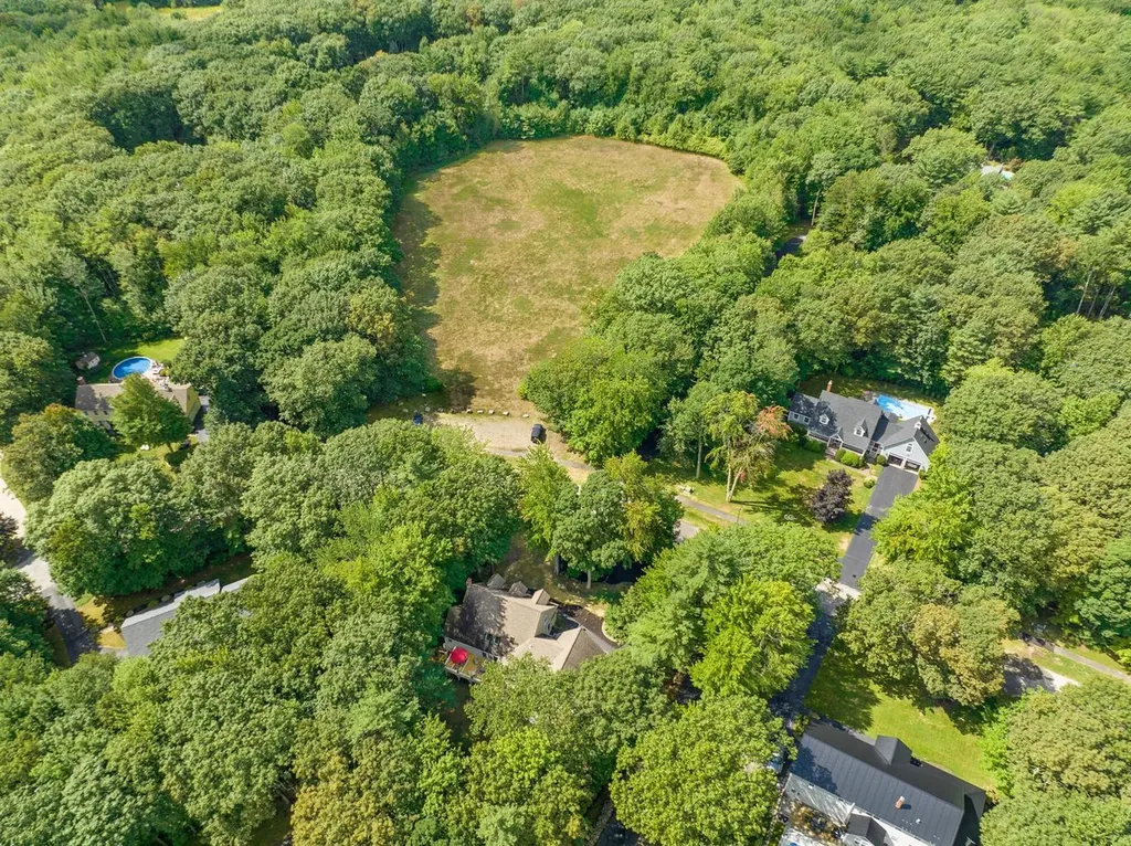 35 Plymouth Drive Saco ME 04072