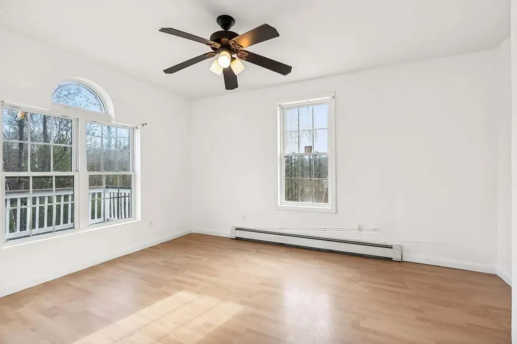 24 Memory Lane Arundel ME 04046