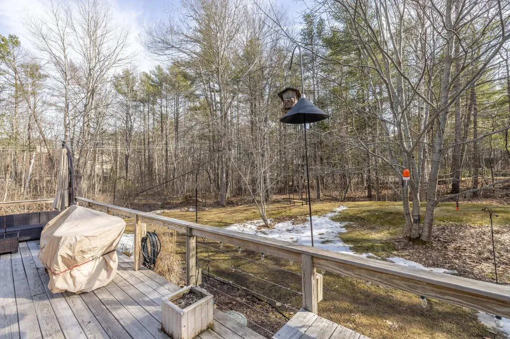 17 William Glen Drive Camden ME 04843