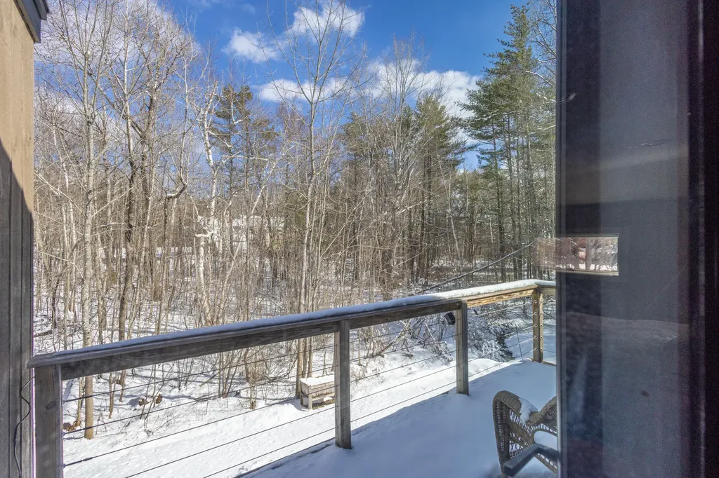 17 William Glen Drive Camden ME 04843