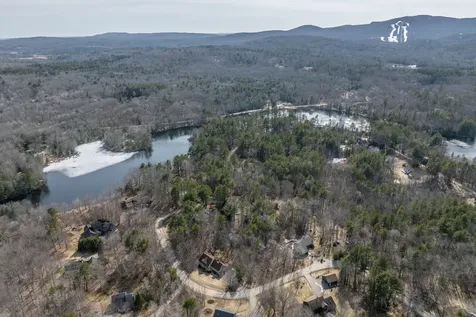 17 William Glen Drive Camden ME 04843