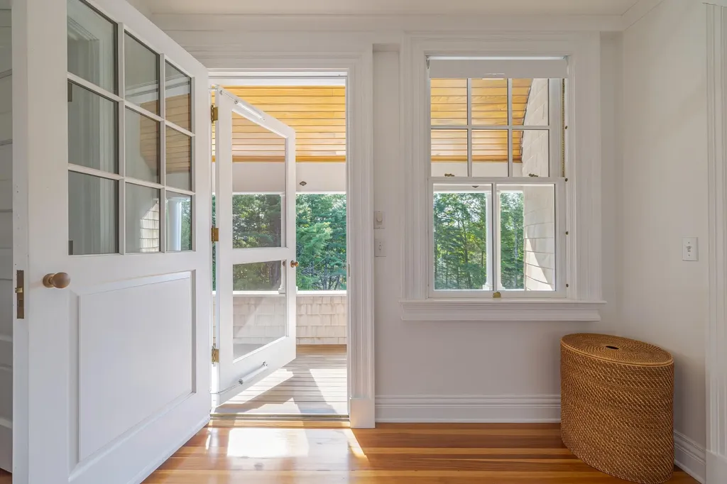 28 Harborside Road, Northeast Harbor Mount Desert ME 04662