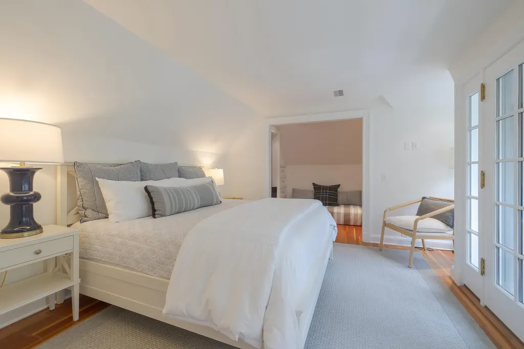 28 Harborside Road, Northeast Harbor Mount Desert ME 04662