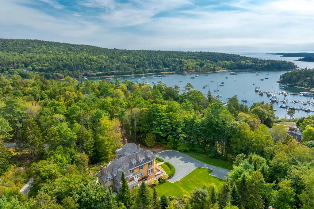 28 Harborside Road, Northeast Harbor Mount Desert ME 04662