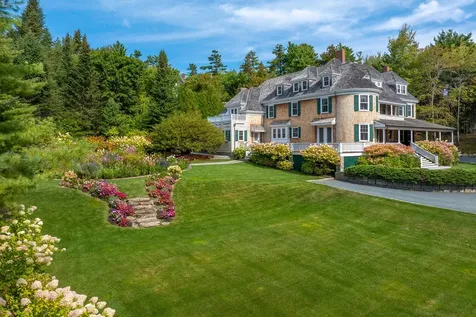 28 Harborside Road, Northeast Harbor Mount Desert ME 04662