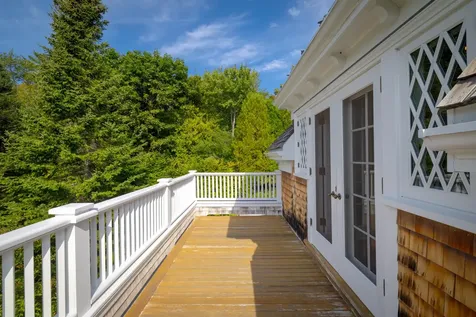 28 Harborside Road, Northeast Harbor Mount Desert ME 04662