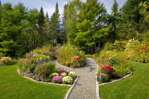 28 Harborside Road, Northeast Harbor Mount Desert ME 04662
