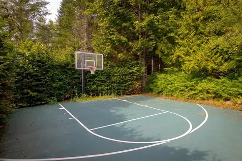 28 Harborside Road, Northeast Harbor Mount Desert ME 04662