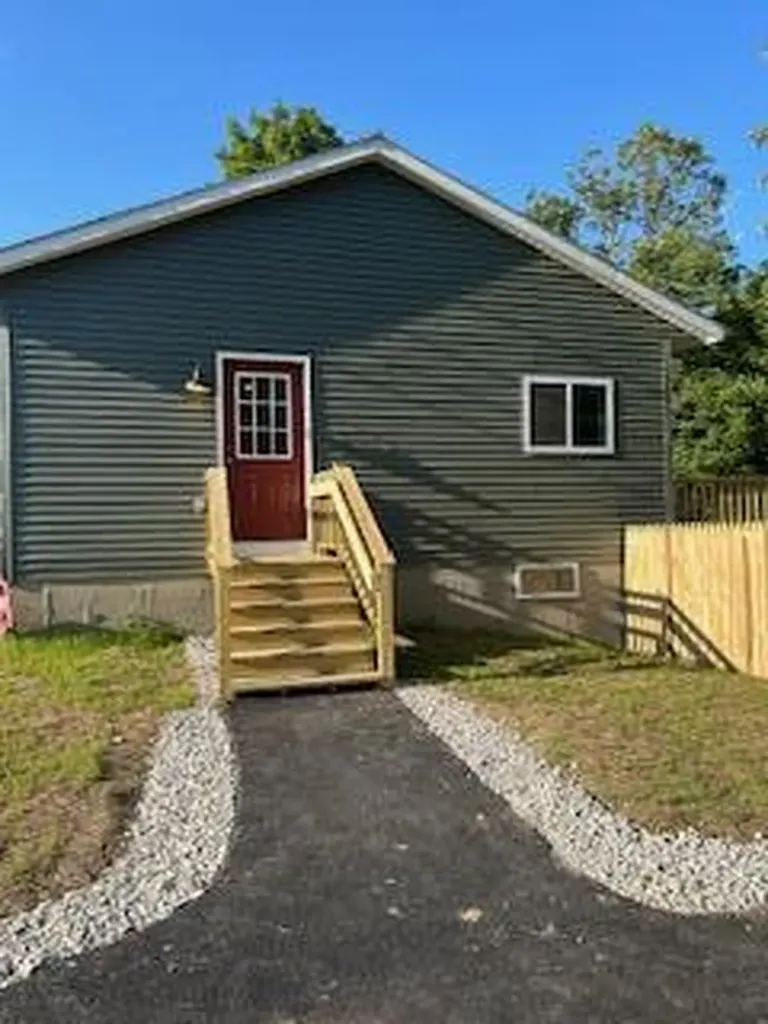 130 Wilton Road Farmington ME 04938