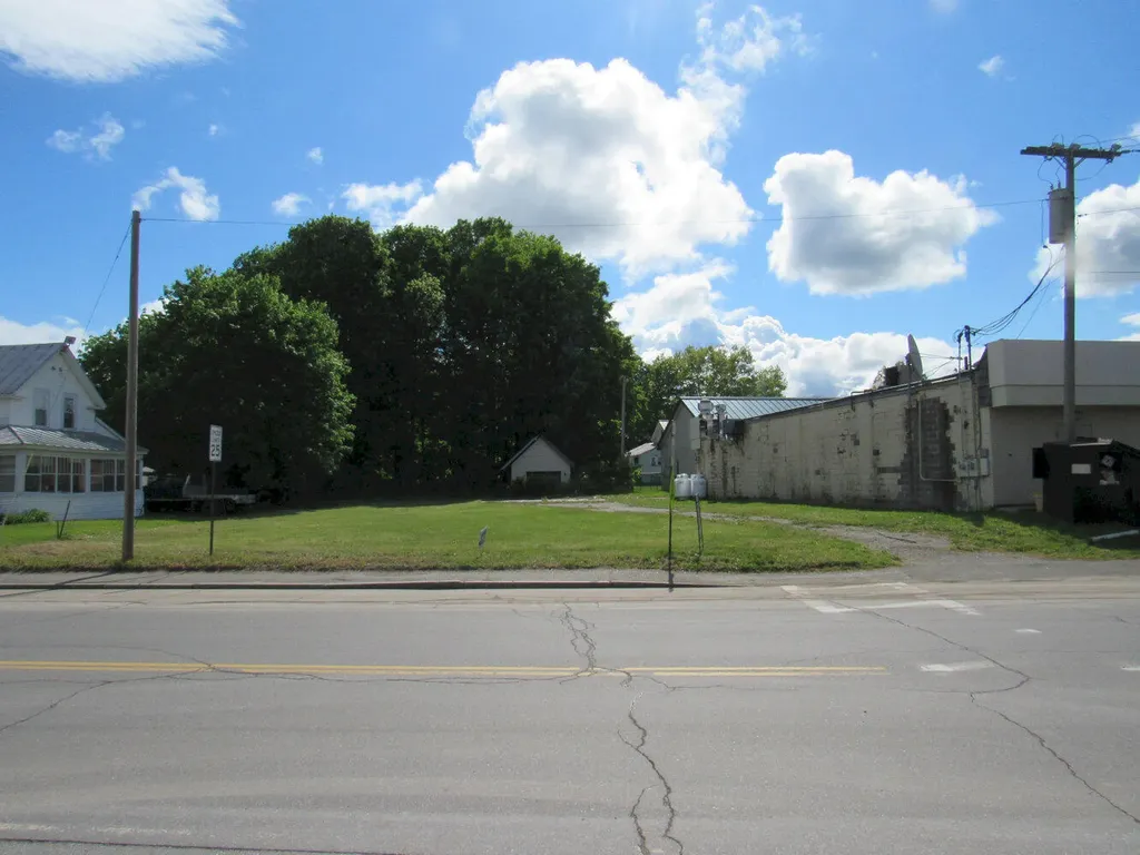 19 Weston Avenue Madison ME 04950