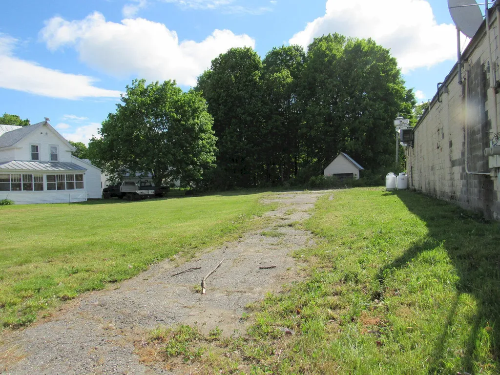 19 Weston Avenue Madison ME 04950