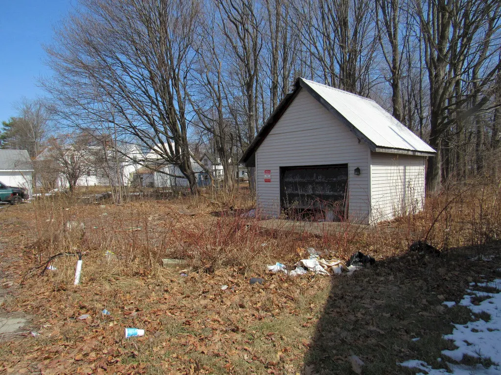 19 Weston Avenue Madison ME 04950
