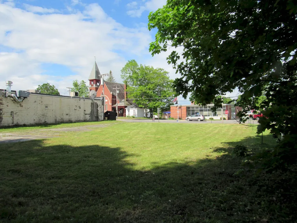 19 Weston Avenue Madison ME 04950