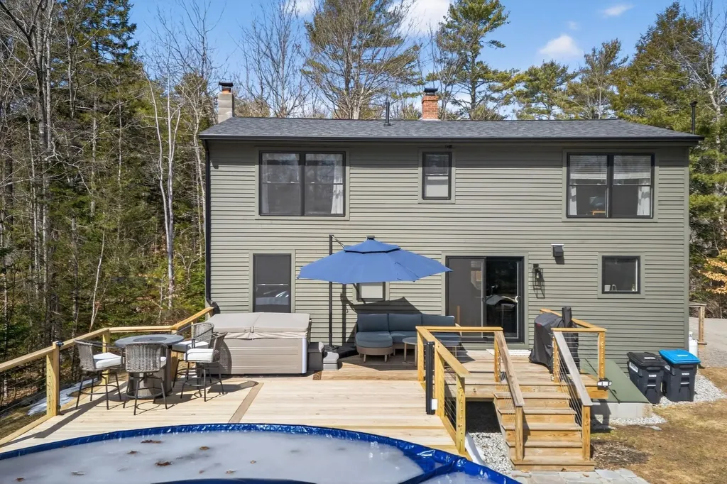 108 Baker Road Freeport ME 04032