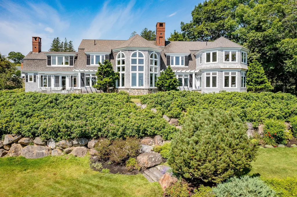 30 Eastward Rockport ME 04856