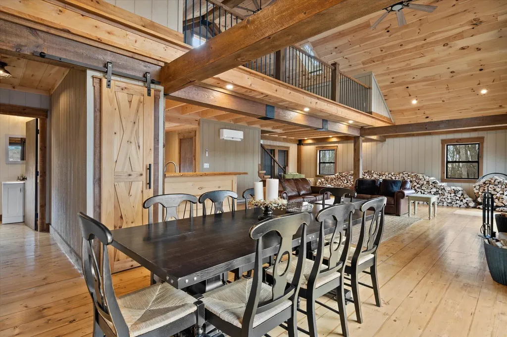 17 Hopkins Lane Verona Island ME 04416
