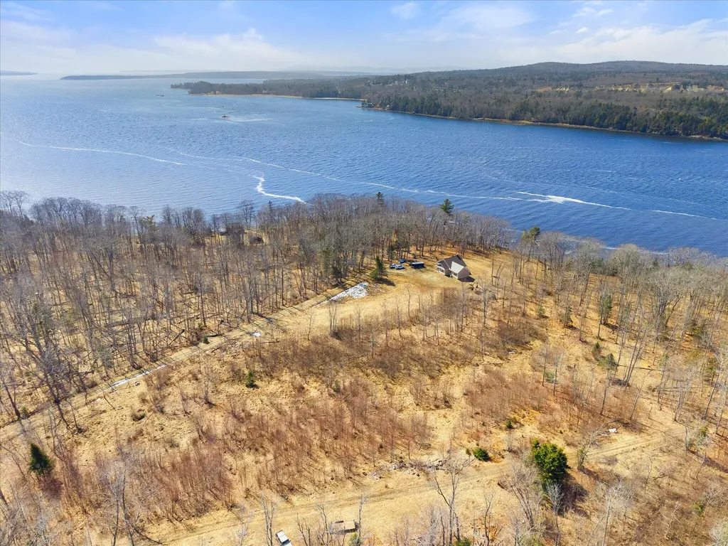 17 Hopkins Lane Verona Island ME 04416