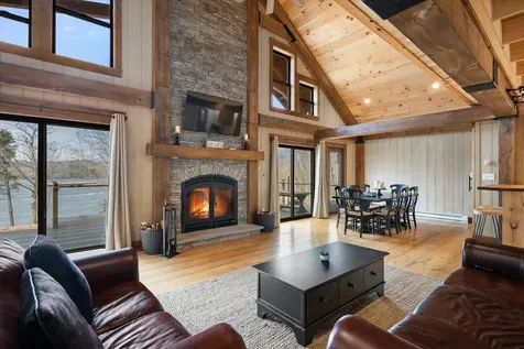17 Hopkins Lane Verona Island ME 04416