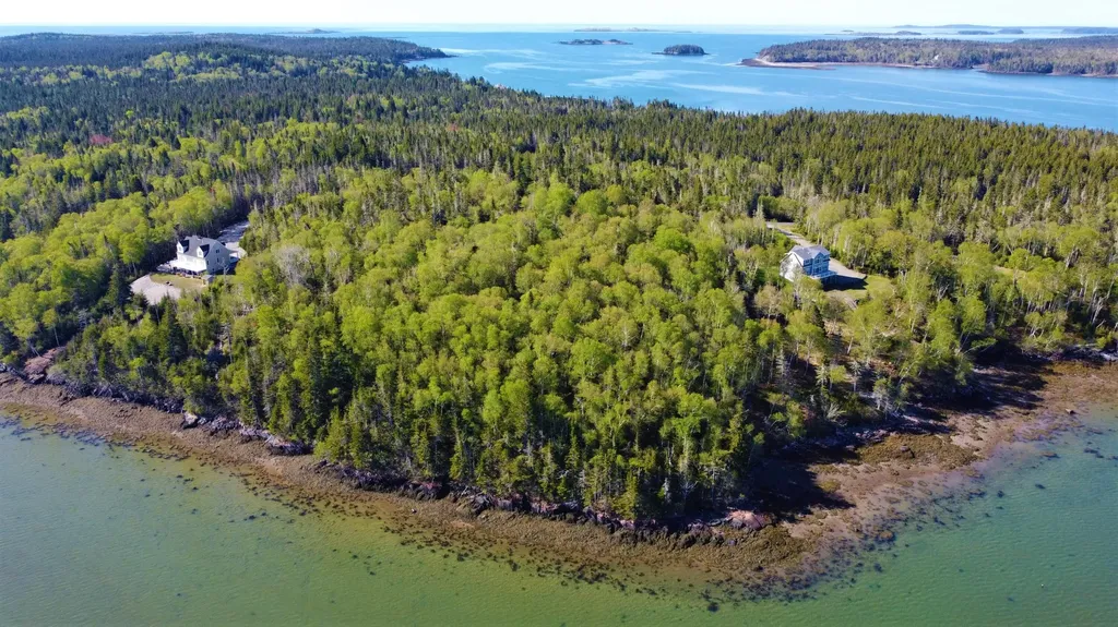 Lot 17a Yoho Head Road Machiasport ME 04655