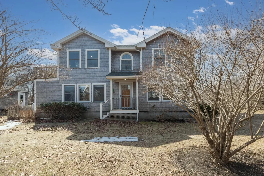 81 Goodwin Road Kittery ME 03905